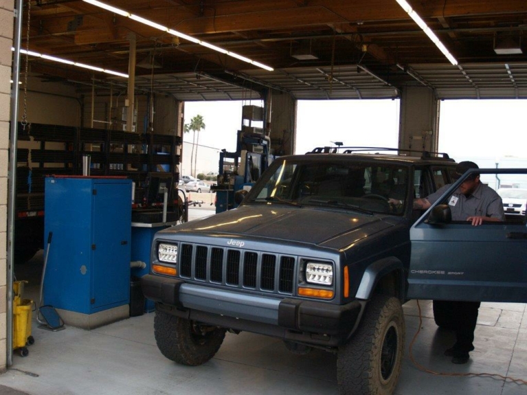 Arizona Emissions Testing Stations Phoenix - East Madison Property Image